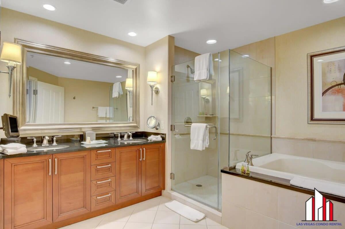 Mgm Signature-18-703 Strip View Jacuzzi Casa de férias *