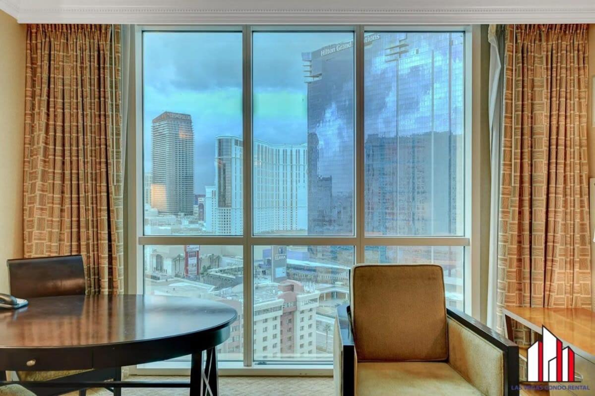Mgm Signature-18-703 Strip View Jacuzzi Casa de férias *